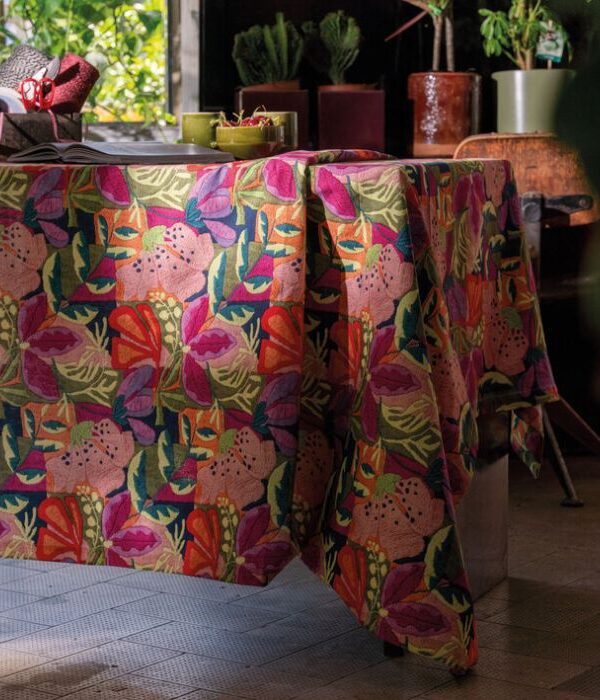 Tafellinnen tafelkleed KIRIKU